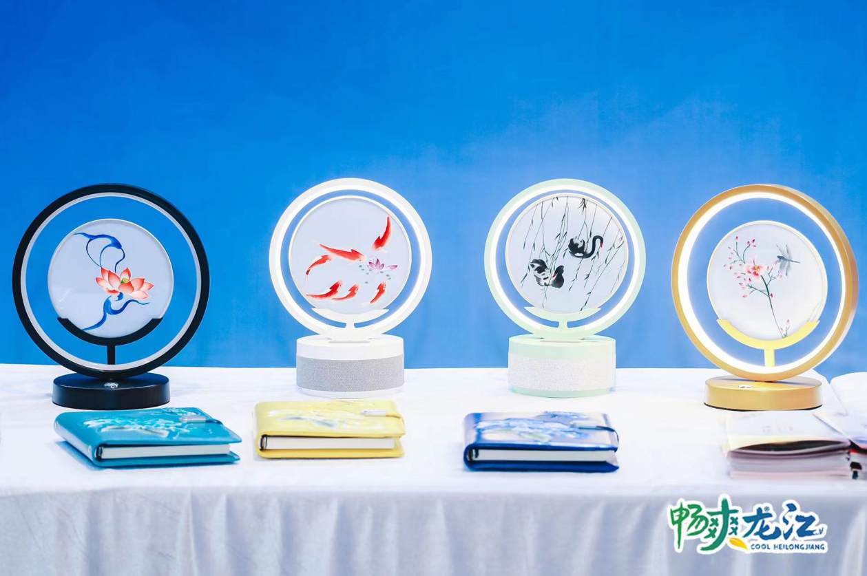 AI音箱刺绣灯