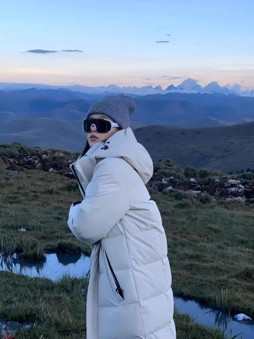 90白鹅绒户外过膝长款女鹅绒服（国商王维琦）